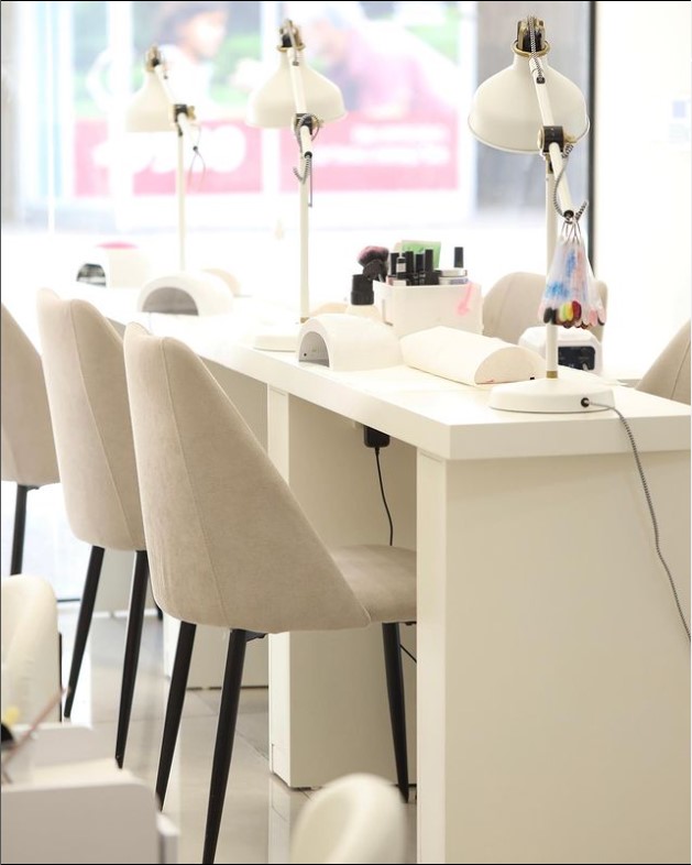עיצוב ריהוט למכון יופי מניקור